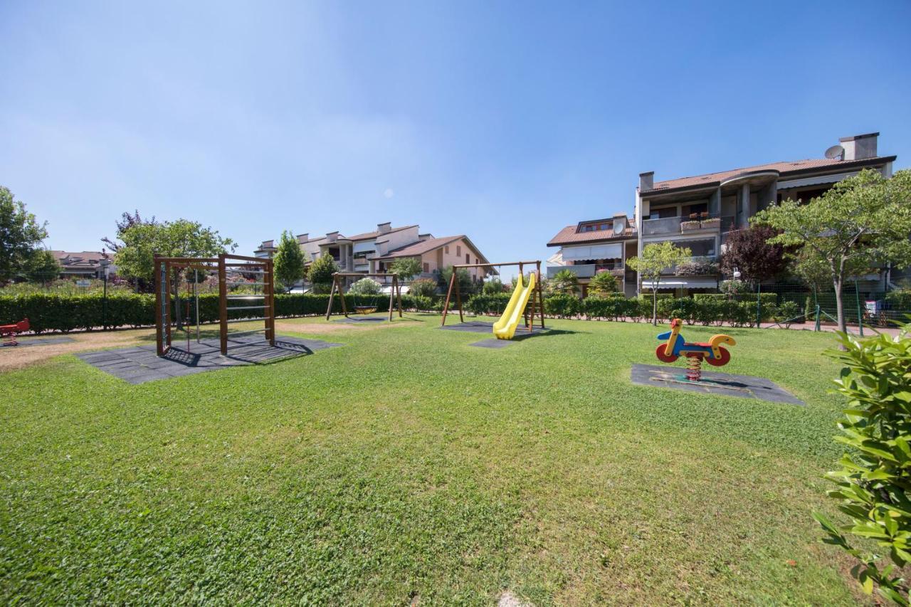 Apartmán I Ciliegi 1-09 Con Piscina By Wonderful Italy Desenzano del Garda Exteriér fotografie